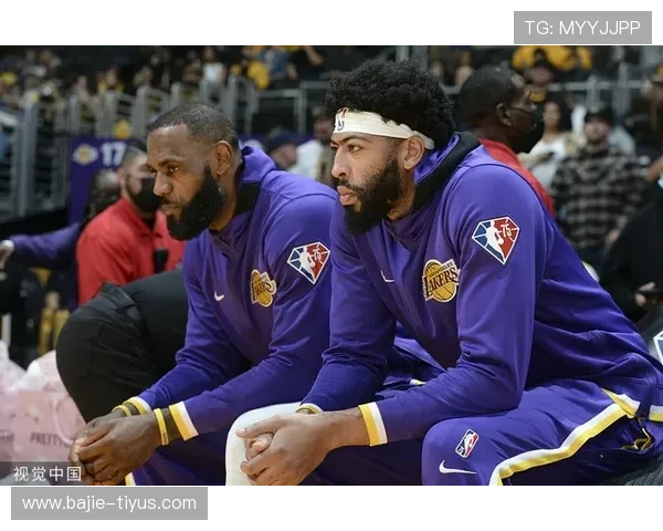 湖人步行者最新伤病动态詹姆斯与八村垒大概率登场克勒贝尔缺阵成焦点